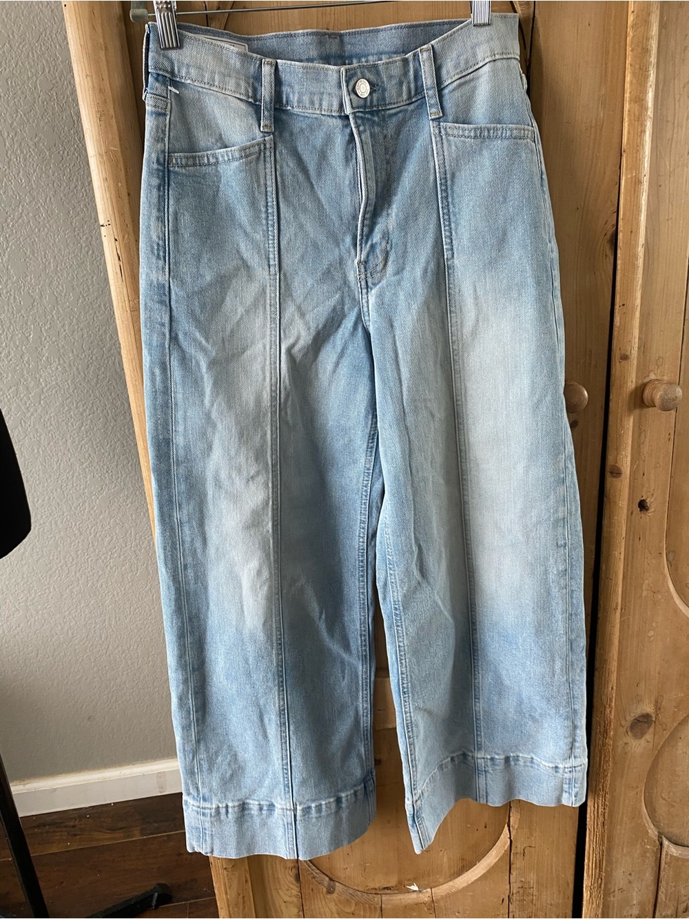 GAP Light Blue Relaxed Wide-Leg Jeans